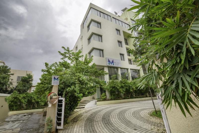 Hotel Mint Montvert Baner Pune Eksteriør bilde